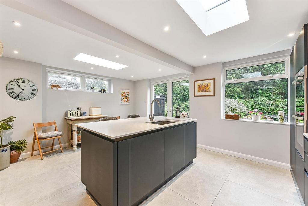 Kitchen/Breakfast Room