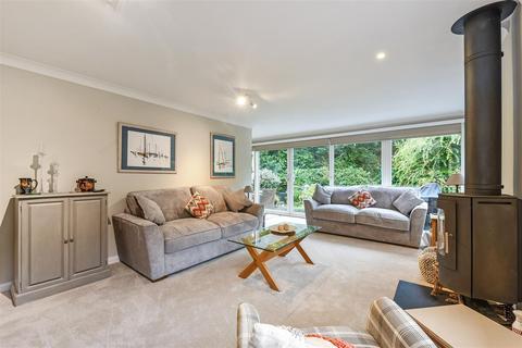 3 Birch Close, Arundel, BN18 9HN