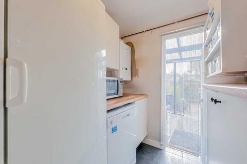 5 bedroom end of terrace house for sale, Royston Avenue, Southend-on-sea, SS2