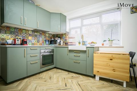 1 bedroom flat for sale, Moore Road, London SE19