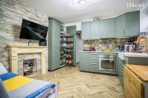 1 bedroom flat for sale, Moore Road, London SE19