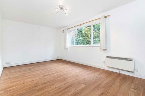 2 bedroom flat to rent, Duncombe Hill, London SE23