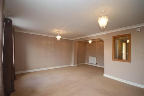 4 bedroom terraced house for sale, Reed Court, Ingress Park, Greenhithe, Kent