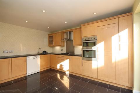 4 bedroom terraced house for sale, Reed Court, Ingress Park, Greenhithe, Kent