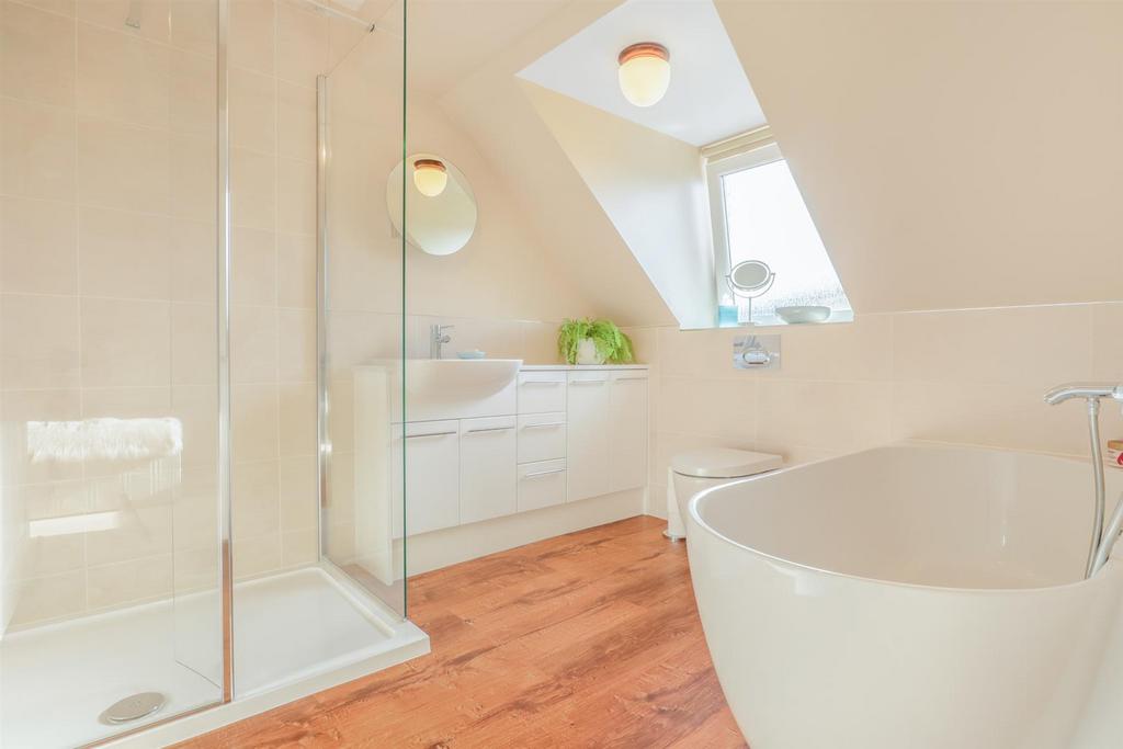 Ensuite Bathroom