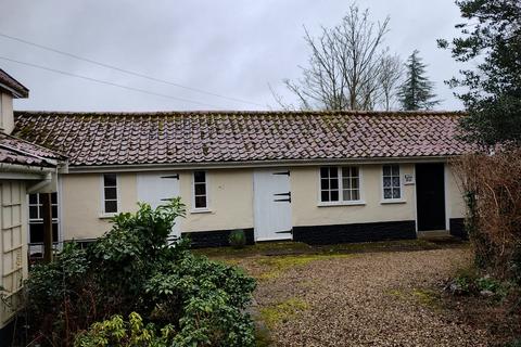 6 bedroom detached house for sale, The Street, Norwich NR16