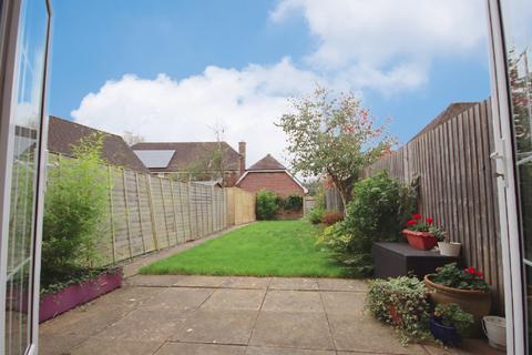 3 bedroom terraced house for sale, Berrall Way, Billingshurst