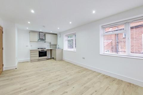 2 bedroom apartment for sale, Boxtree Road, Harrow HA3