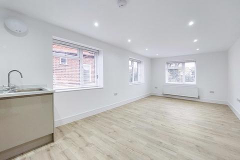 2 bedroom apartment for sale, Boxtree Road, Harrow HA3