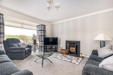 2 Lynn Drive, Milngavie, Glasgow, G62 8HN