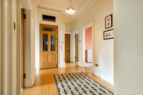 3 bedroom apartment for sale, Queens Drive, Queens Park, Glasgow