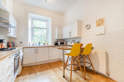 2/2, 173 Queens Drive, Glasgow, G42 8QY