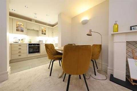 3 bedroom apartment for sale, Selborne Road, Hove