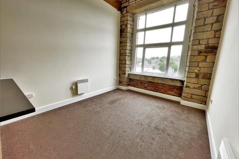 2 bedroom flat to rent, Apartment 52, Savile Court, Savile Street, Huddersfield, HD3 4JT