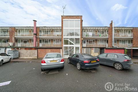 2 bedroom maisonette for sale, Black Horse Parade, High Road, Eastcote