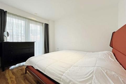 2 bedroom flat to rent, Kew Bridge Road, Brentford TW8