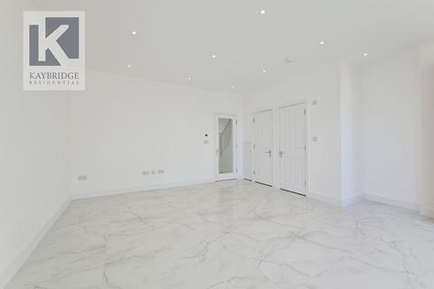 73 Bridgewood Road, Worcester Park, KT4 8XR