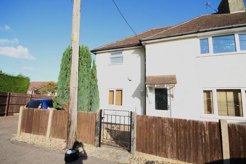4 bedroom semi-detached house to rent, Rough Common Road, Canterbury CT2