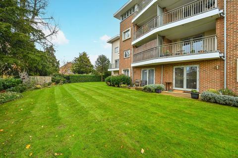 2 bedroom flat to rent, Lindfield Gardens, Guildford, GU1