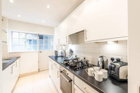 2 bedroom flat to rent, Fulham Road, Chelsea, London, SW3