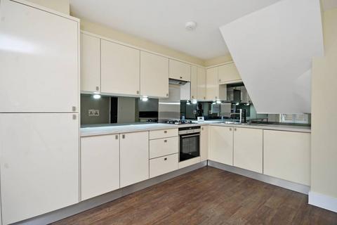 Flat 1, 64 Filey Avenue, London, N16 6JJ