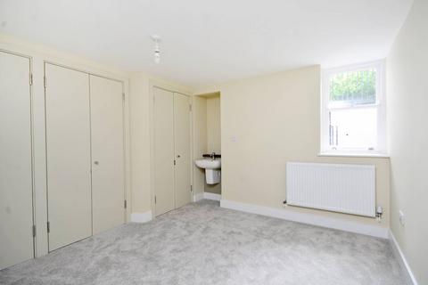 Flat 1, 64 Filey Avenue, London, N16 6JJ