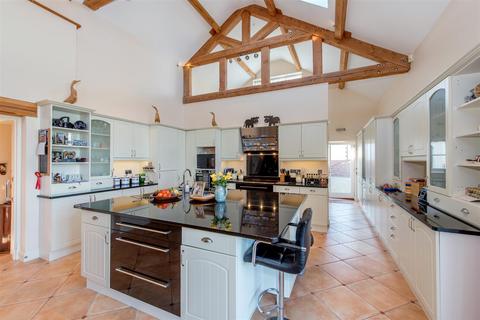 4 bedroom detached house for sale, Thurloxton, Taunton