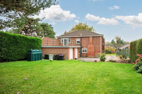 4 bedroom detached house for sale, Chapel Lane, Ludborough DN36 5SJ