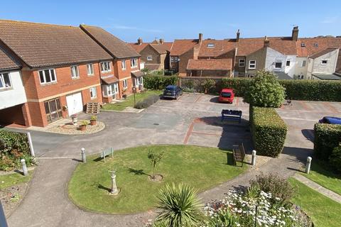 2 bedroom retirement property for sale, Shannock Court, Sheringham NR26