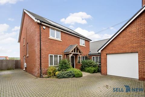 5 bedroom detached house for sale, Swallow Close, Olney MK46