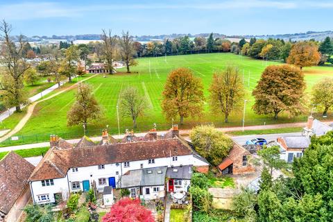 2 bedroom end of terrace house for sale, Anstey Road, Alton GU34