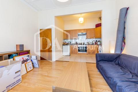 undefined, Muswell Avenue, Muswell Hill, London