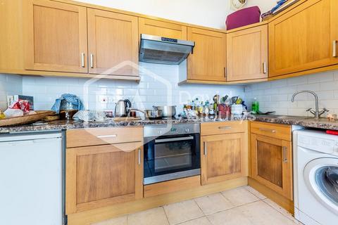 undefined, Muswell Avenue, Muswell Hill, London