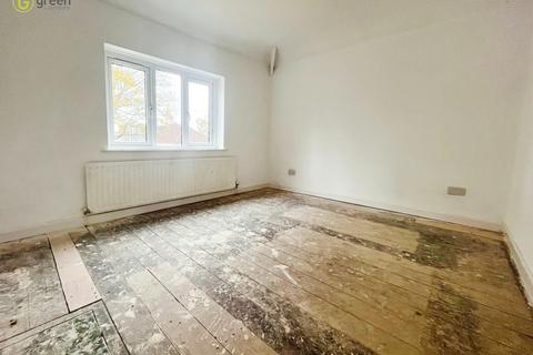 28 Foden Road, Birmingham, B42 2EW