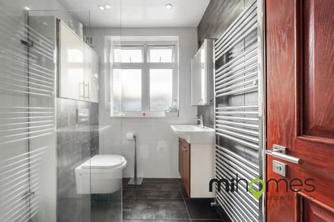 34 Woodfield Drive, East Barnet, Barnet, EN4 8PA