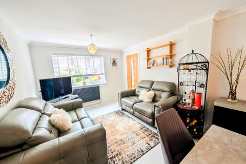 2 bedroom end of terrace house for sale, Bannoch Place, Kilwinning KA13