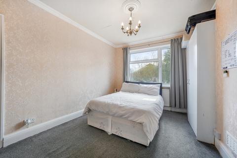 50 Newark Crescent, London, NW10 7BA