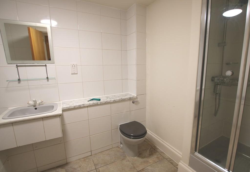 1. Ensuite