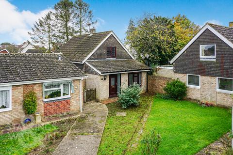 3 bedroom chalet for sale, St. Marys Road, Long Stratton, Norwich