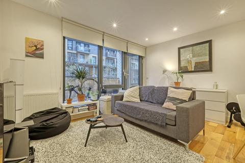 2 bedroom apartment for sale, Graphite Point, Bethnal Green