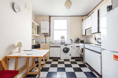 2 bedroom flat for sale, Perth Road, Finsbury Park