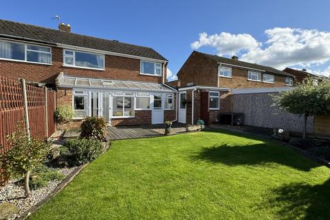 3 bedroom semi-detached house for sale, Meynell Close, Melton Mowbray