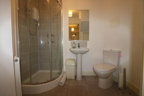 2 bedroom end of terrace house to rent, Jensen Mews, Hull