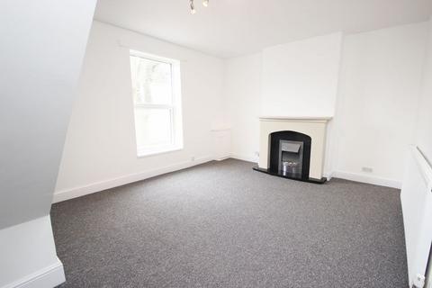 2 bedroom flat to rent, Mill Place, Cleethorpes DN35