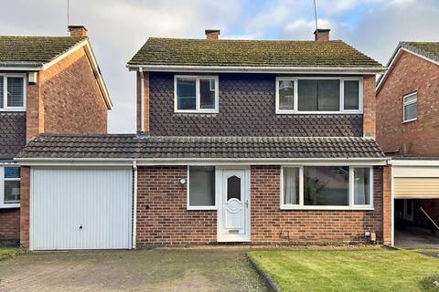 4 bedroom link detached house to rent, Woodfield Heights, Wolverhampton