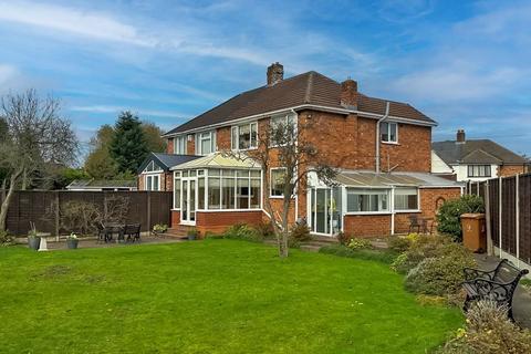 3 bedroom semi-detached house for sale, Himley Close, Willenhall