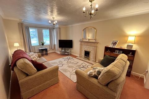 4 bedroom detached house for sale, The Cloisters, Rhos on Sea