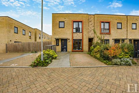 3 bedroom end of terrace house for sale, Cambridge