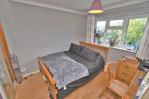 3 bedroom terraced house for sale, Bargrove Road, Maidstone