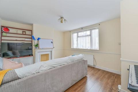 4 bedroom terraced house for sale, Dalton Avenue, Mitcham, CR4